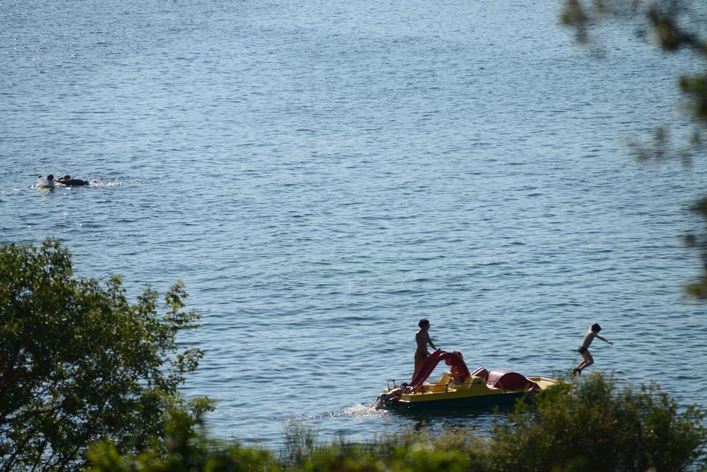 Eurocamp Mobile Homes At Campsite Porton Biondi Rovinj Exterior foto