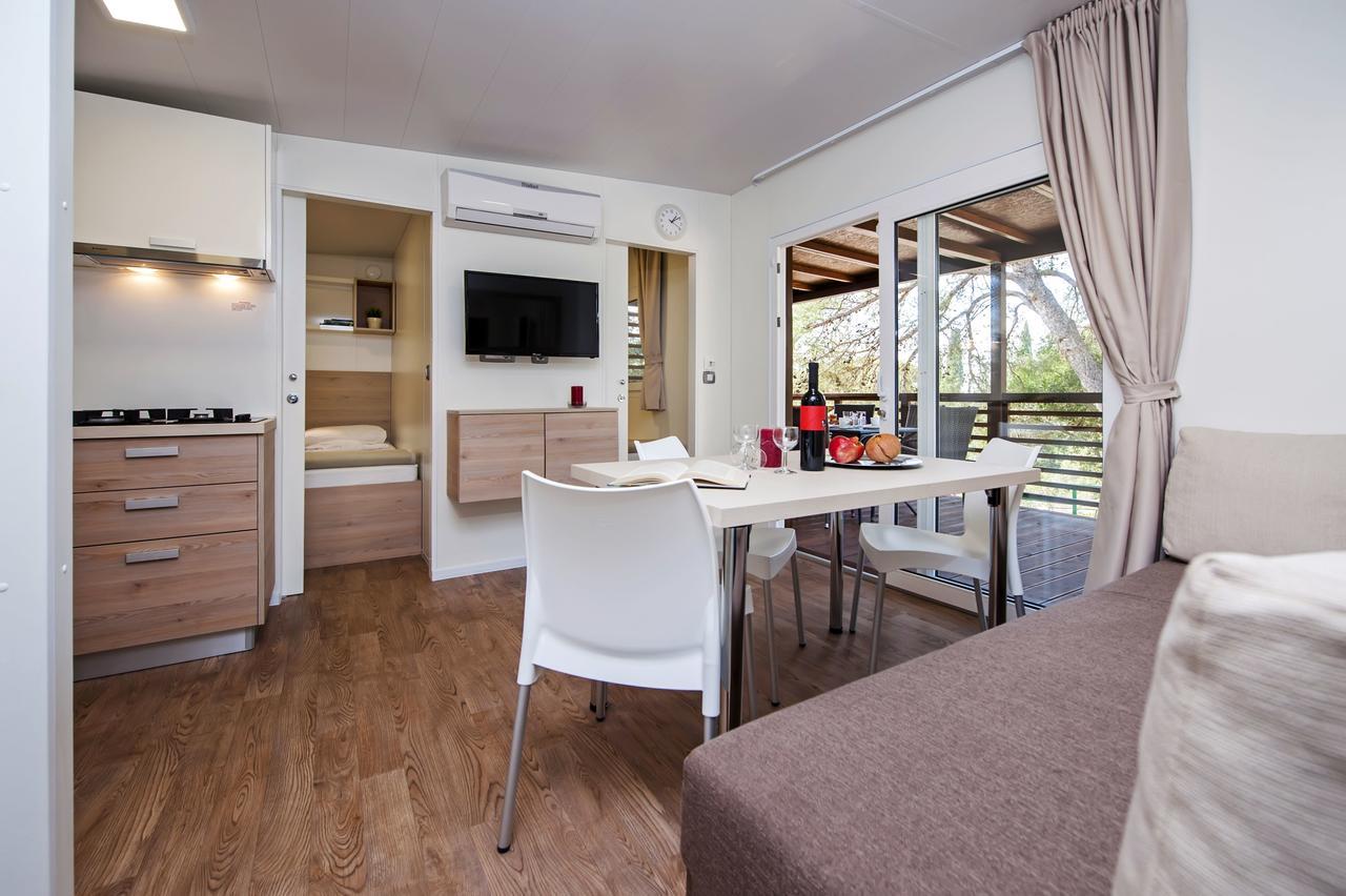 Eurocamp Mobile Homes At Campsite Porton Biondi Rovinj Exterior foto