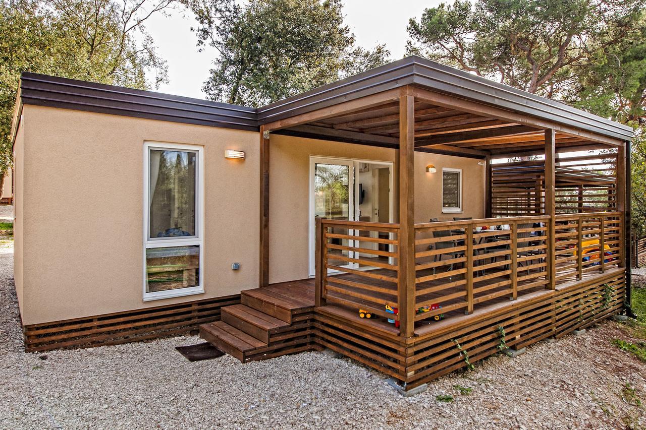 Eurocamp Mobile Homes At Campsite Porton Biondi Rovinj Exterior foto